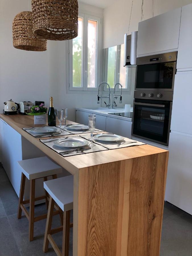 Petit Paradis A Sanary Avec Vue Mer Wifi Et Clim Εξωτερικό φωτογραφία