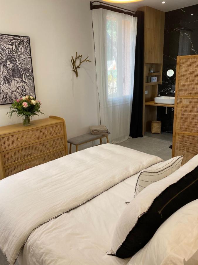 Petit Paradis A Sanary Avec Vue Mer Wifi Et Clim Εξωτερικό φωτογραφία